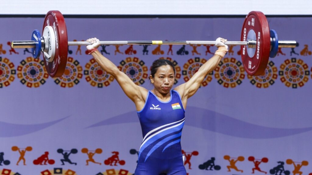 मीराबाई चानू ने वर्ल्ड चैंपियनशिप 2025 में जीता सिल्वर मेडल, उठाया कुल 199 किलोग्राम वजन