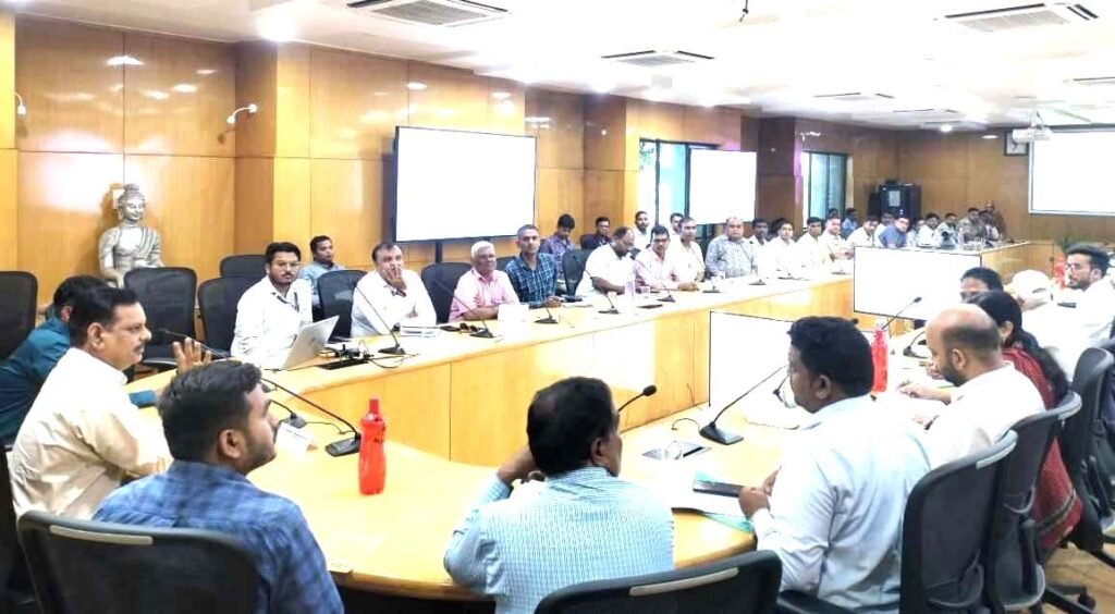 दपूम रेलवे, मुख्यालय, में एक दिवसीय हिंदी कार्यशाला का आयोजन